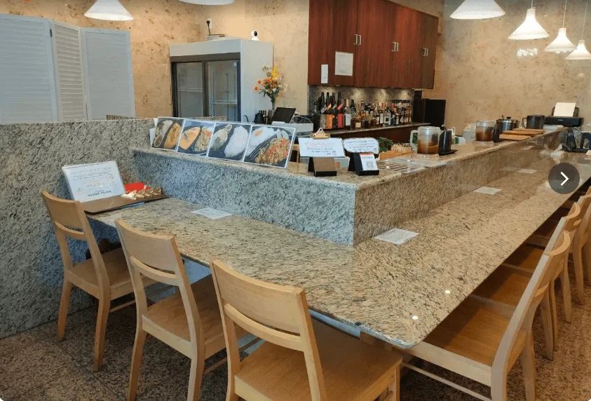 MERRY PEACE（メリーピース）店内カウンター席