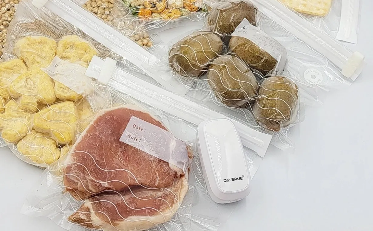 真空パックされた食品の画像