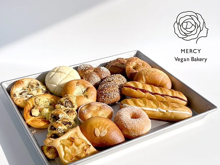 毎日30種類以上が焼き上がるパンの数々。