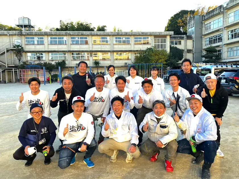 松戸市の小学校でボランティアした際の集合写真