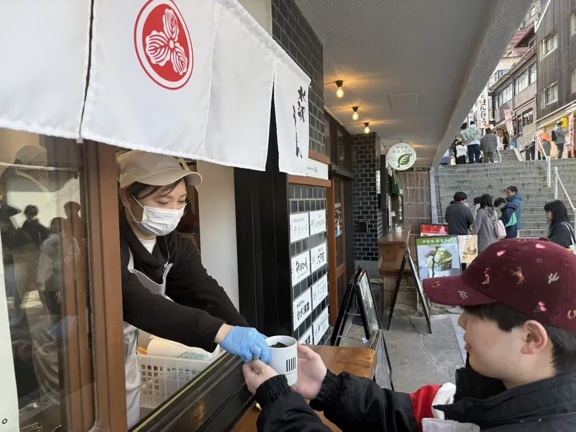 出来立て熱々をその場で提供