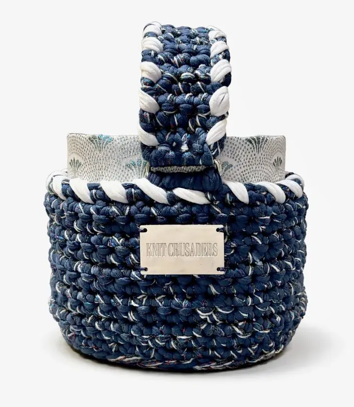 博多織とニットが融合したバッグ