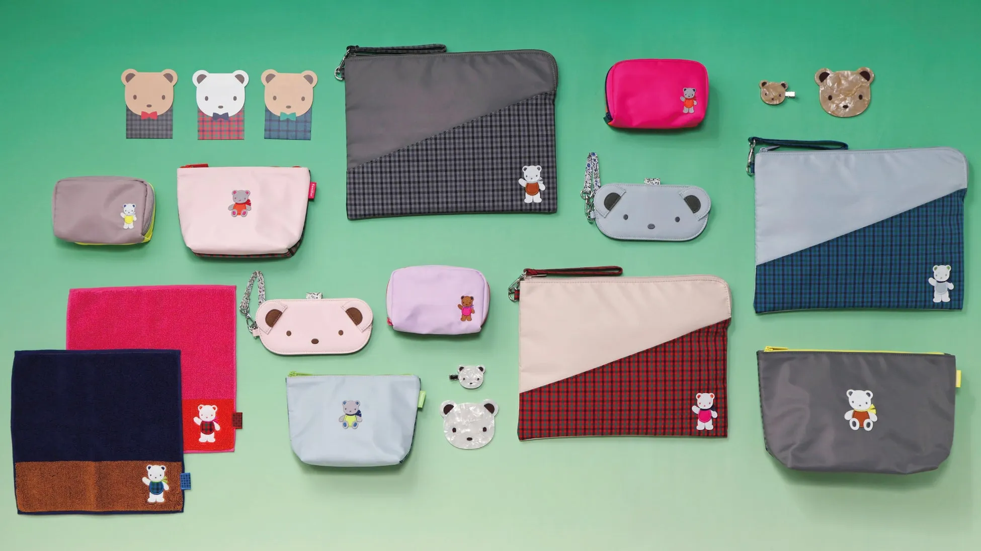 familiar ポーチやタオルなどの先行販売アイテム