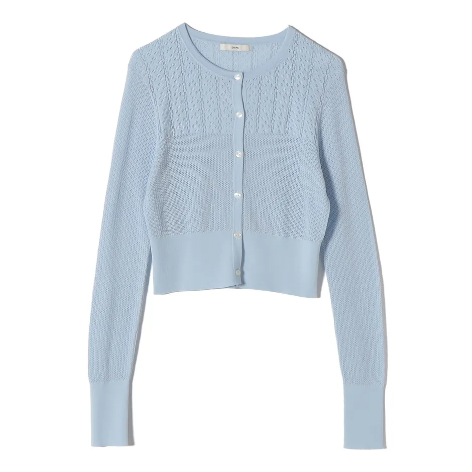水色のカーディガン