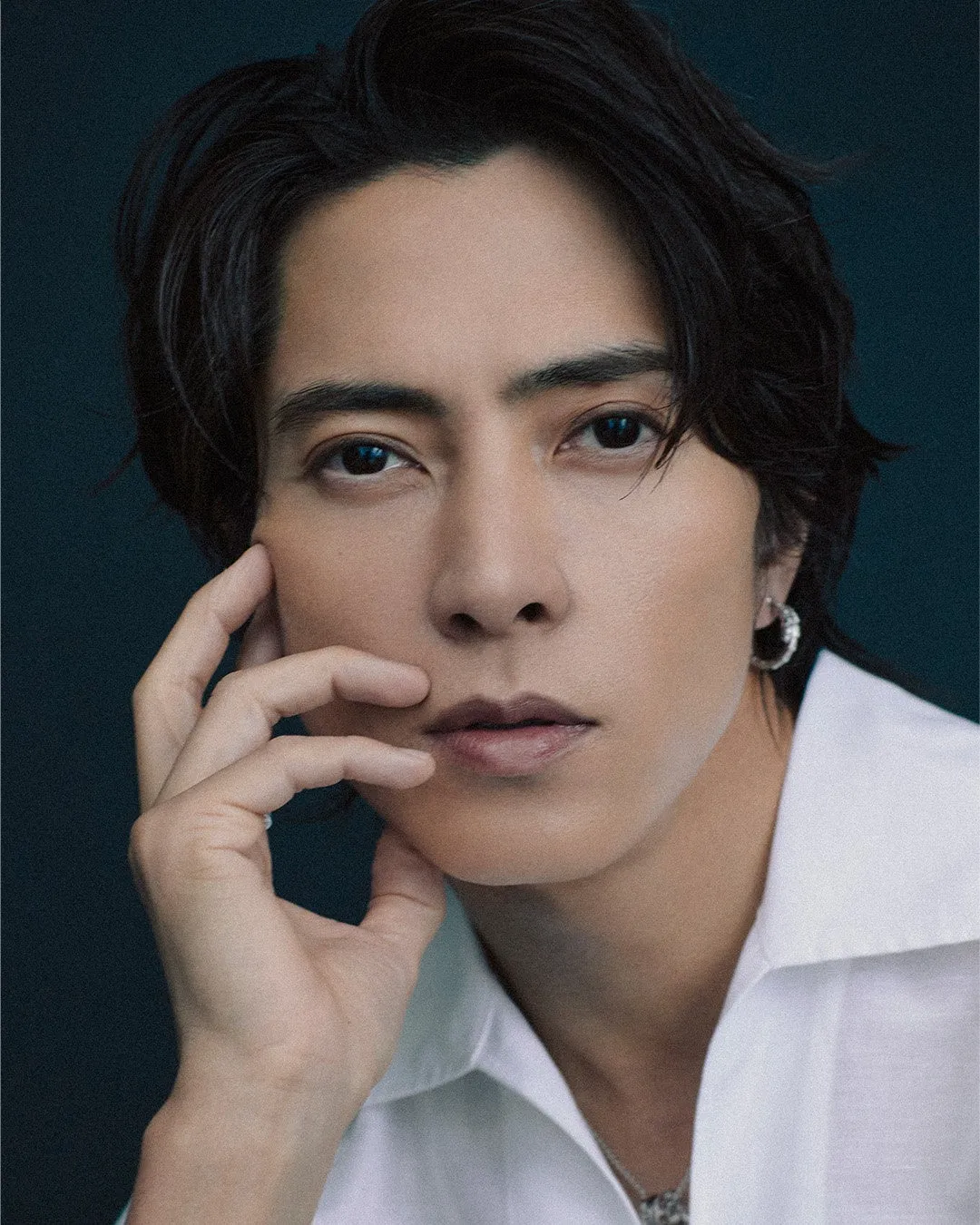 Straineブランドアンバサダー山下智久さんのポートレート