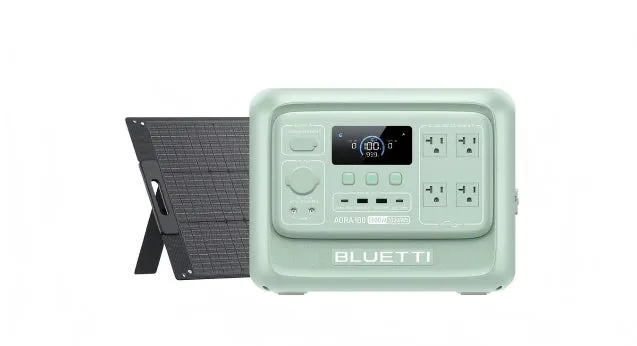 BLUETTI ポータブル電源とソーラーパネル