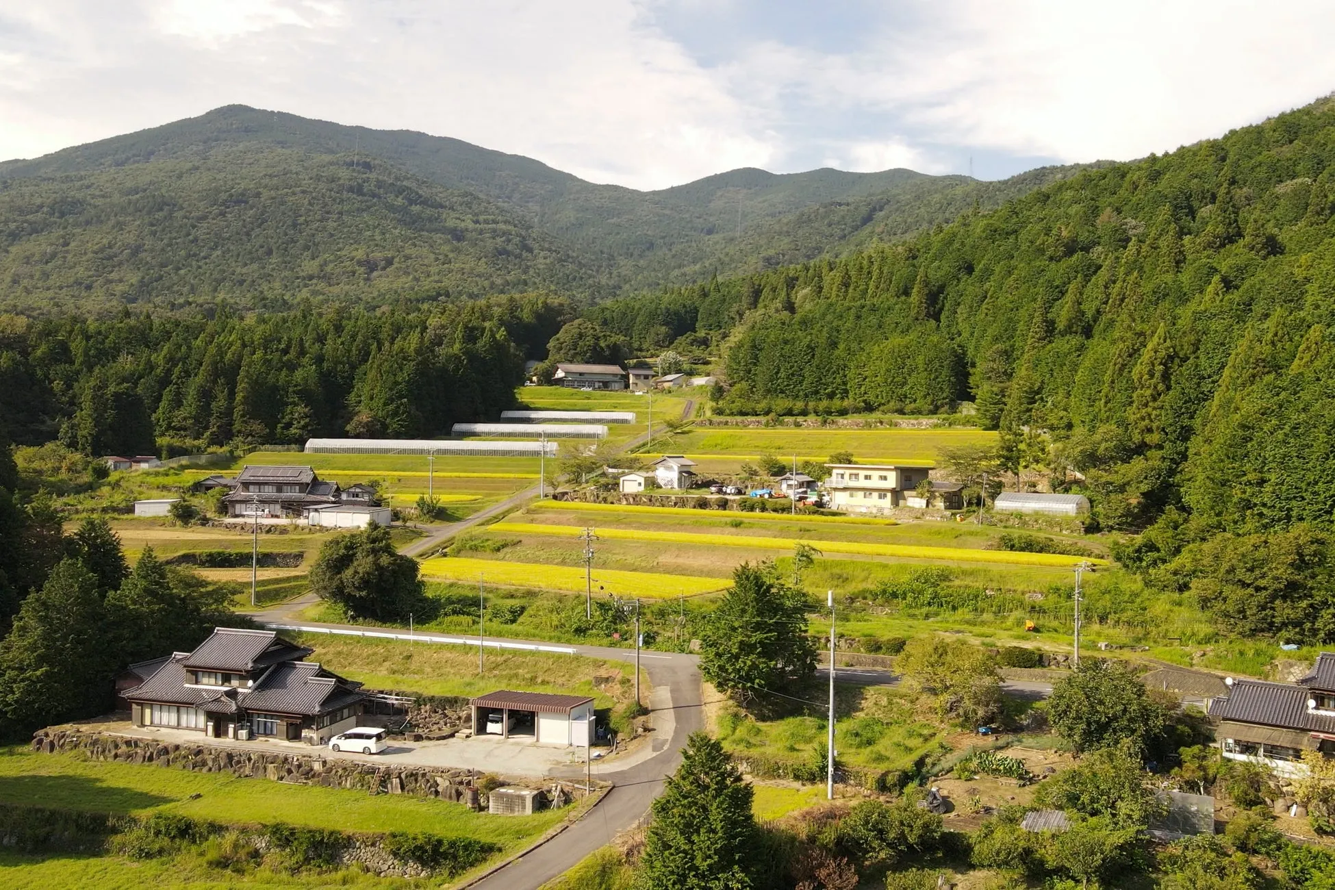 岐阜県恵那市笠置町の田んぼの風景