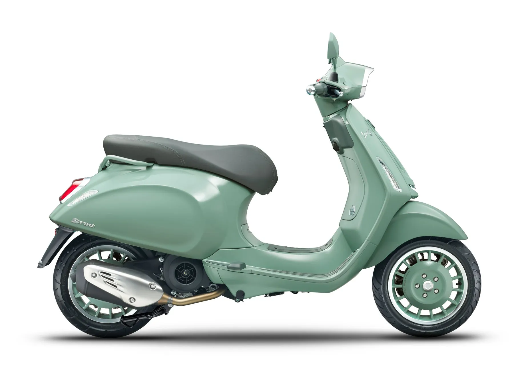 新型ベスパ スプリント 80THのフロント部分