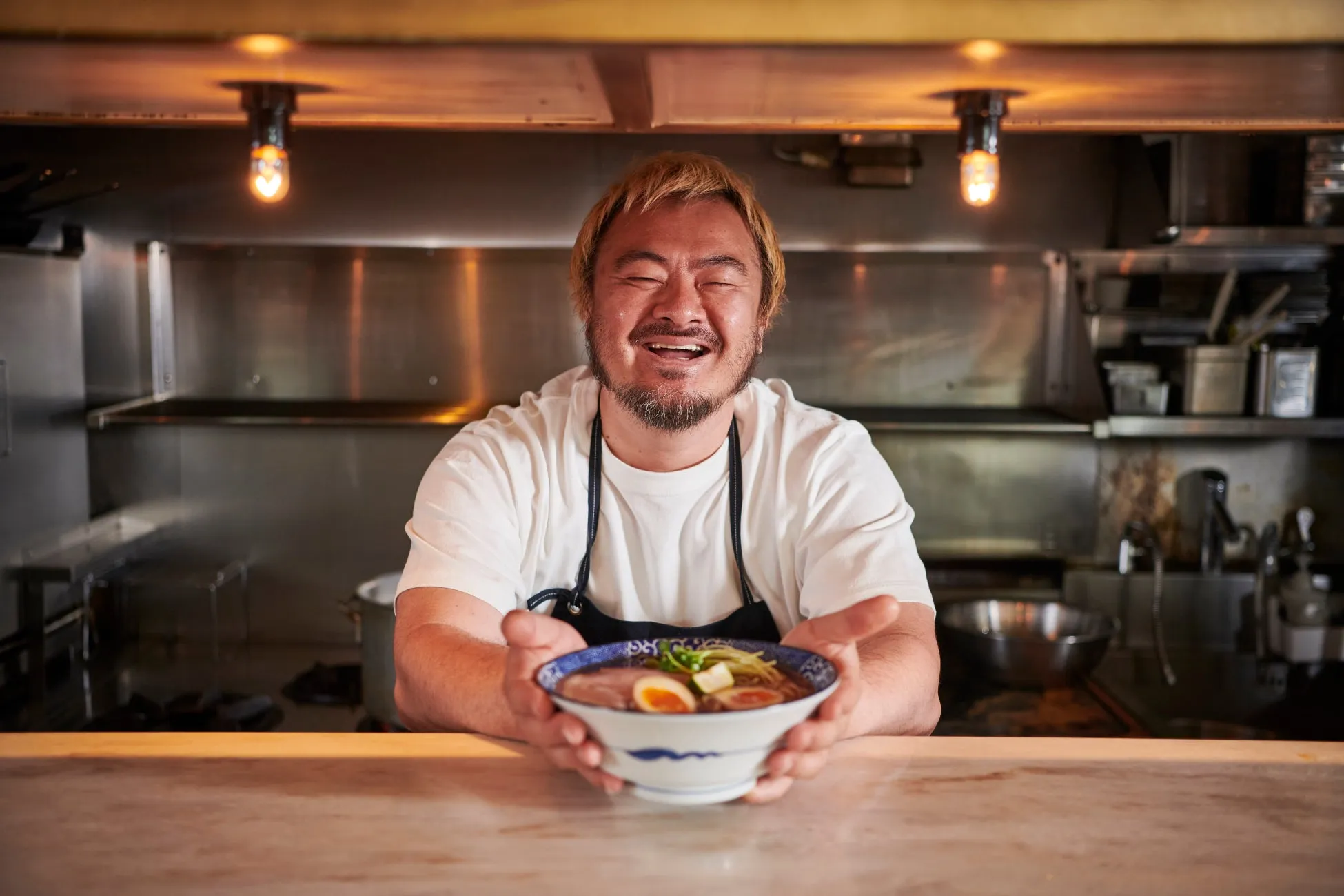 涼しげな盛り付けが食欲をそそる「すだち香る あっさり冷やし麺」