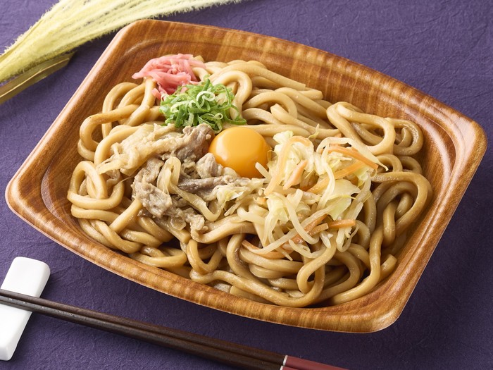 すき焼き風月見焼うどん イメージ画像
