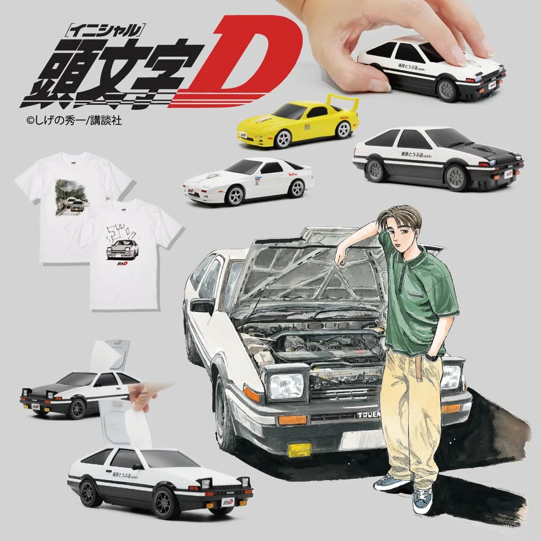 藤原拓海の等身大パネルとAE86のフォトスポット