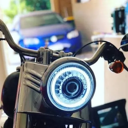 バイクのLEDヘッドライト