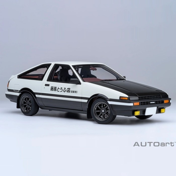 1/18スケール トヨタ スプリンター トレノ (AE86) 「頭文字D」（C）しげの秀一／講談社